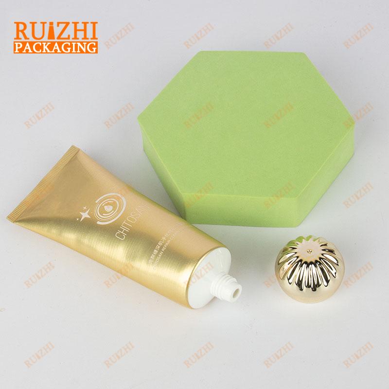 face cleanser packaging}