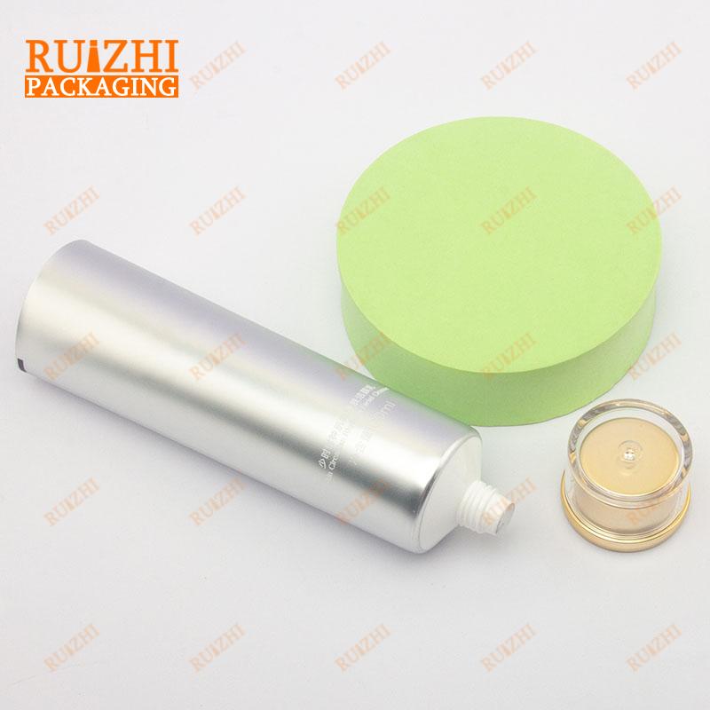 100ml face moisturizer tube}